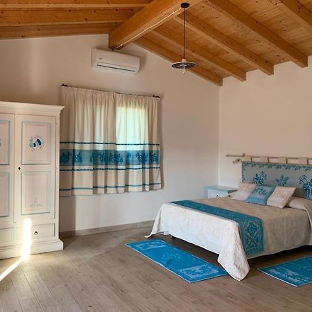 Tenute Venafiorita Loiri Porto San Paolo ภายนอก รูปภาพ